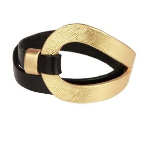 SAACHI Hammered Leather Wrap Bracelet